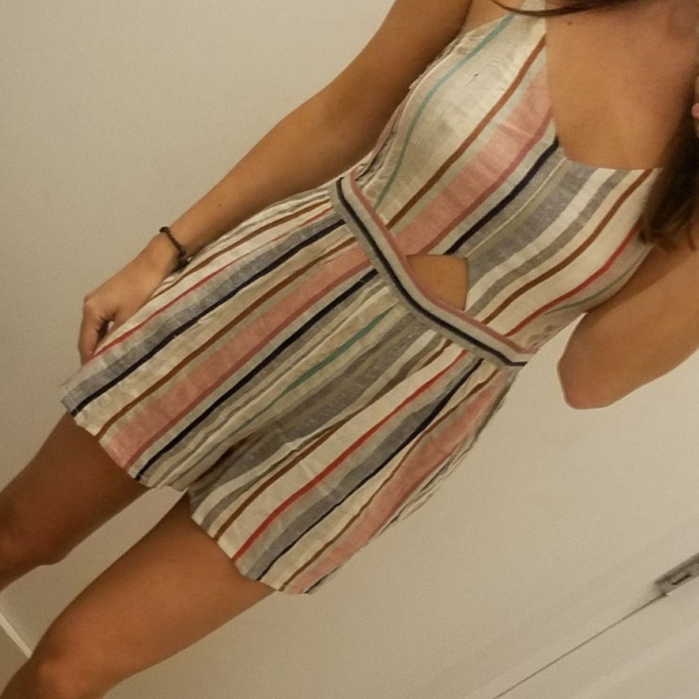 Linen romper - Picture 2 of 3